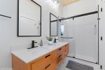 Double sink space in attached bath